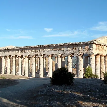 לינה וארוחת בוקר Da Mati קמפובלו די מדזרה